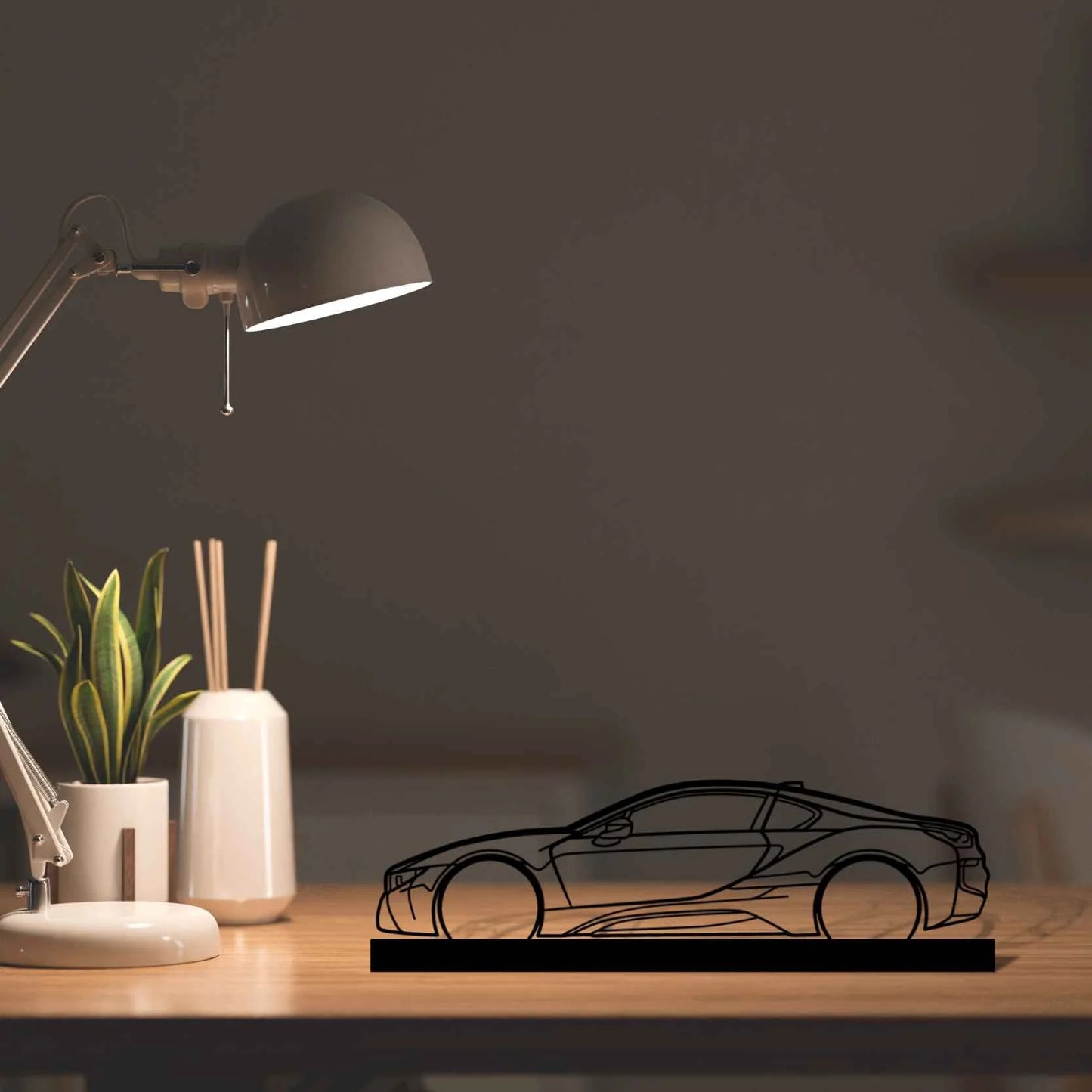 i8 Silhouette Metal Art Stand