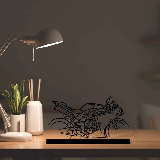 R1 2015 Silhouette Metal Art Stand